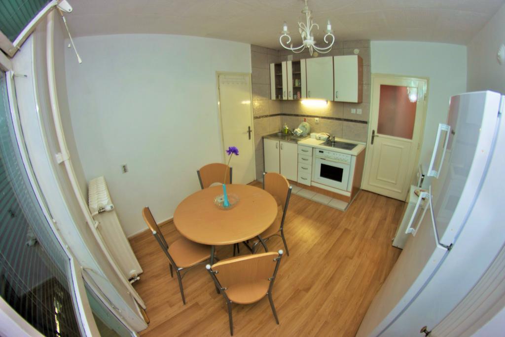 Apartman Panorama Glavna Ulica Uzice Room photo